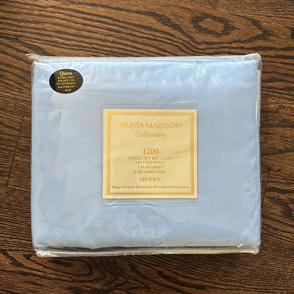 ✨2/$80✨ NWT Olivia Madison Collection QUEEN Size Bed Set